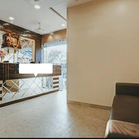 The Kiwwi Hotel Mumbai Kültér fotó